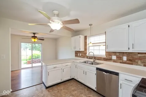 1122 Lake Tree Place Indianapolis IN 46217