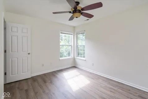 1122 Lake Tree Place Indianapolis IN 46217