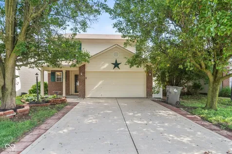 1122 Lake Tree Place Indianapolis IN 46217
