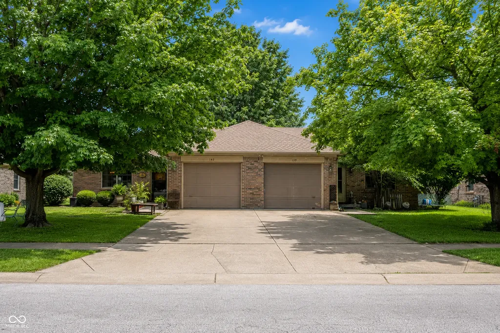 139-143 Sycamore Street Brownsburg IN 46112