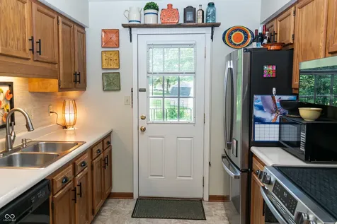139-143 Sycamore Street Brownsburg IN 46112