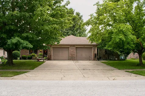 139-143 Sycamore Street Brownsburg IN 46112