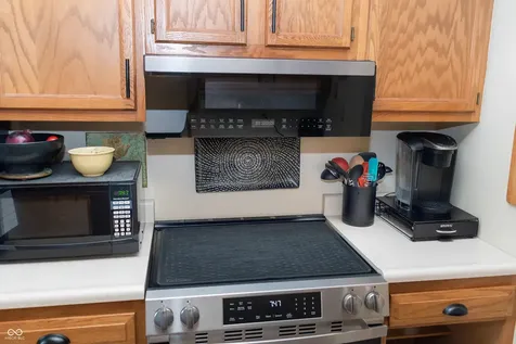 139-143 Sycamore Street Brownsburg IN 46112