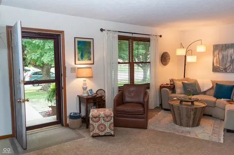 139-143 Sycamore Street Brownsburg IN 46112