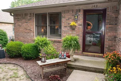 139-143 Sycamore Street Brownsburg IN 46112
