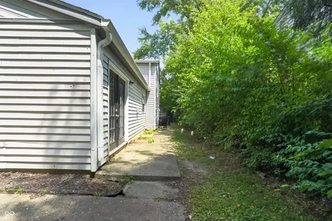 7901 E 35th Street Indianapolis IN 46226
