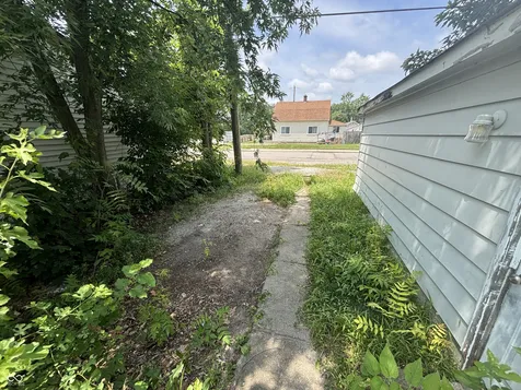 406 N Concord Street Indianapolis IN 46222