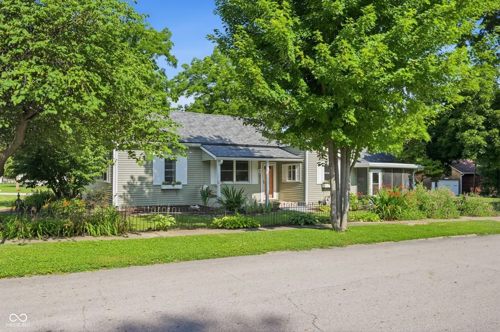 430 Pearl Street Pendleton IN 46064