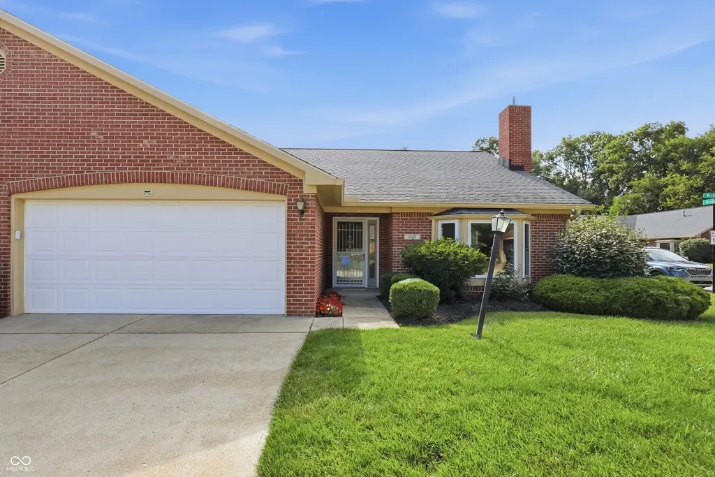 6510 S Waybridge Court Indianapolis IN 46237