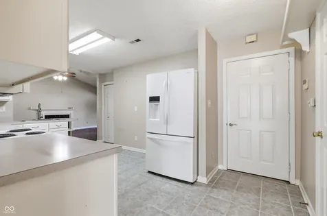 6510 S Waybridge Court Indianapolis IN 46237