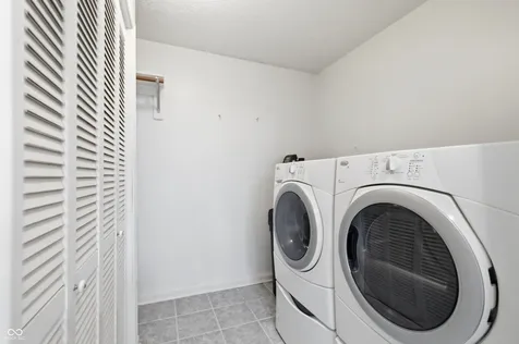 6510 S Waybridge Court Indianapolis IN 46237