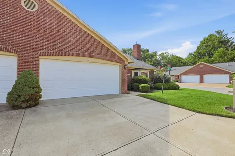 6510 S Waybridge Court Indianapolis IN 46237