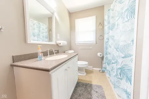 2727 Orchard Lane Columbus IN 47201