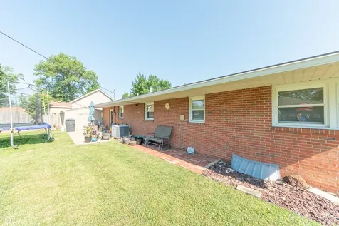 2727 Orchard Lane Columbus IN 47201