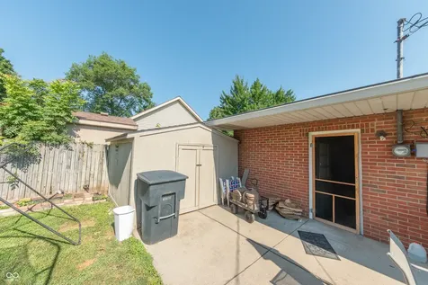 2727 Orchard Lane Columbus IN 47201