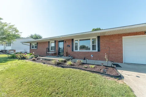 2727 Orchard Lane Columbus IN 47201