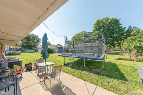 2727 Orchard Lane Columbus IN 47201