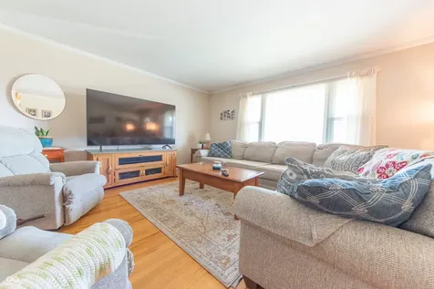 2727 Orchard Lane Columbus IN 47201