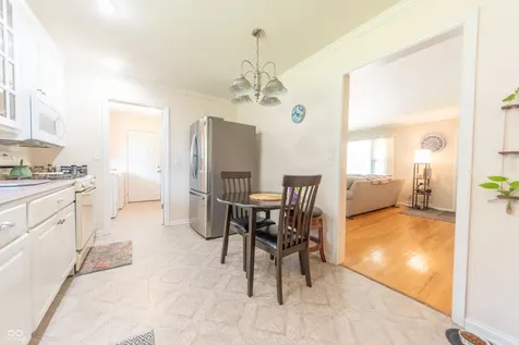 2727 Orchard Lane Columbus IN 47201
