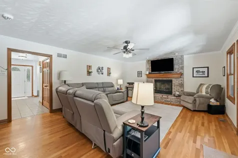 249 W Roszell Drive Nineveh IN 46164