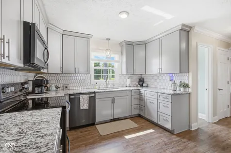 7020 N County Road 100 Road E Pittsboro IN 46167