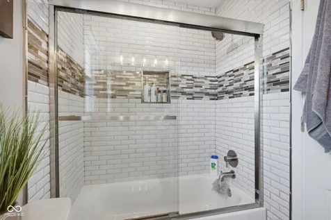 7020 N County Road 100 Road E Pittsboro IN 46167