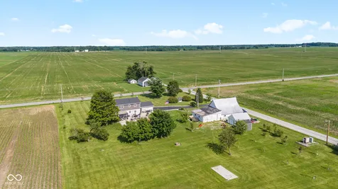 7020 N County Road 100 Road E Pittsboro IN 46167