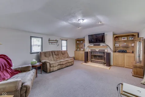 5621 W Smokey Row Road W Greenwood IN 46143