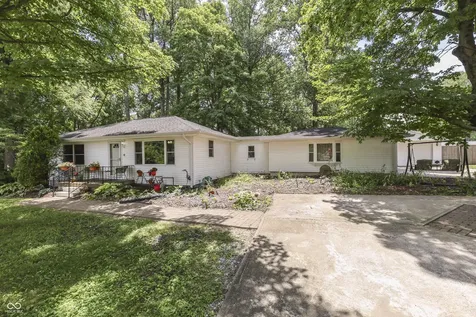 5621 W Smokey Row Road W Greenwood IN 46143