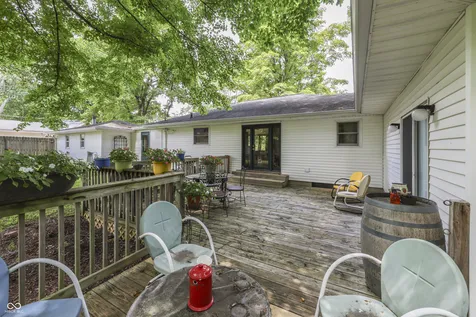 5621 W Smokey Row Road W Greenwood IN 46143