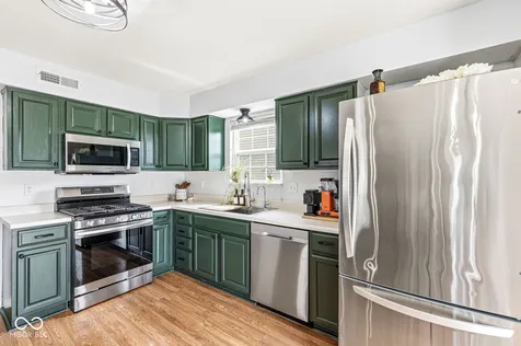 11427 Seabiscuit Drive Noblesville IN 46060
