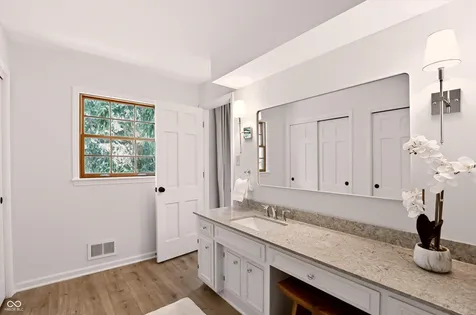 7242 Hampstead Lane Indianapolis IN 46256