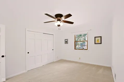 7242 Hampstead Lane Indianapolis IN 46256