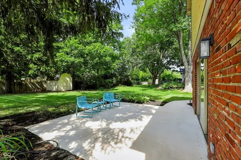 7242 Hampstead Lane Indianapolis IN 46256