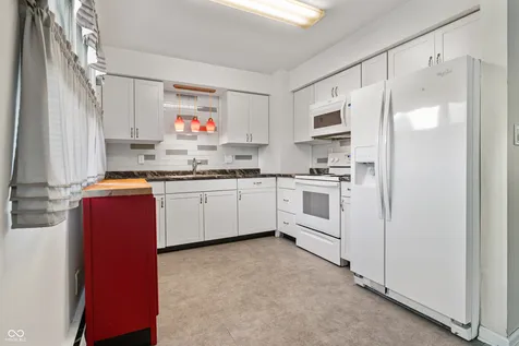 7351 Mendenhall Road Indianapolis IN 46113