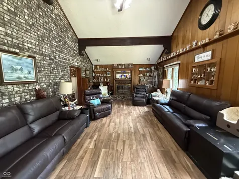 1604 State Road 252 Road Martinsville IN 46151
