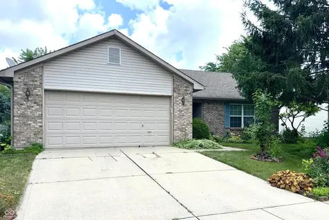 437 E Pine Ridge Drive Westfield IN 46074