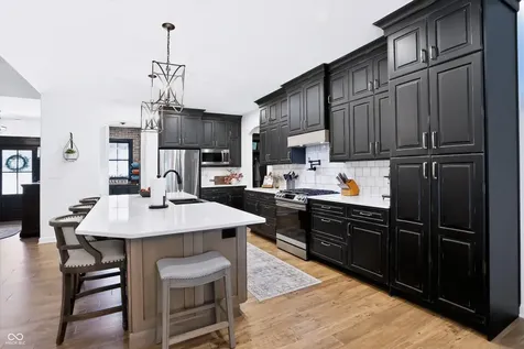180 Hidden Glen Greenfield IN 46140