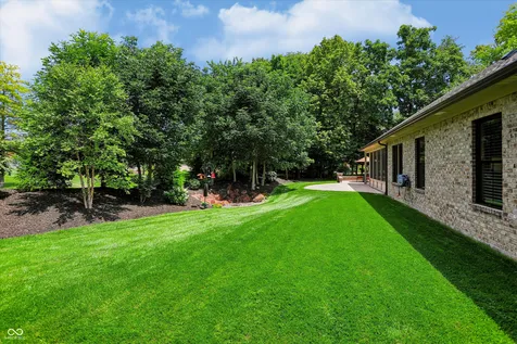 180 Hidden Glen Greenfield IN 46140