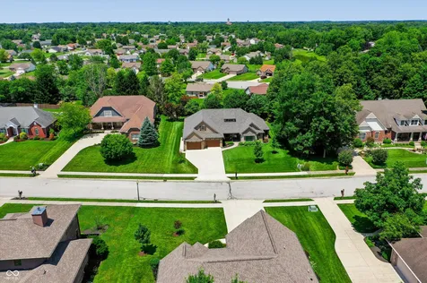 180 Hidden Glen Greenfield IN 46140