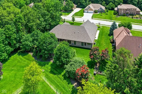 180 Hidden Glen Greenfield IN 46140