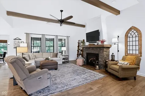 180 Hidden Glen Greenfield IN 46140