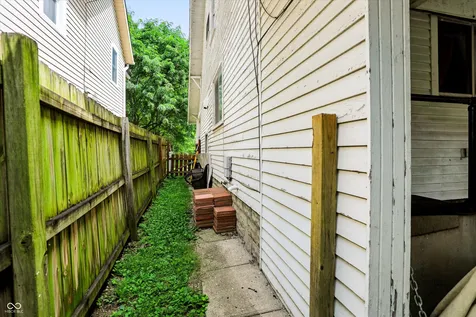 2619 Brookside Parkway South Drive Indianapolis IN 46201