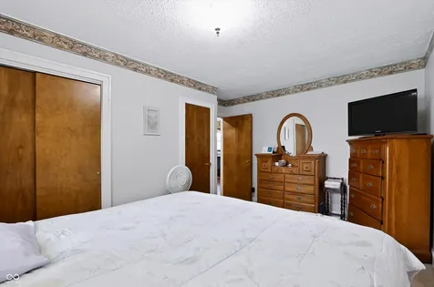79 N 15th Avenue Beech Grove IN 46107
