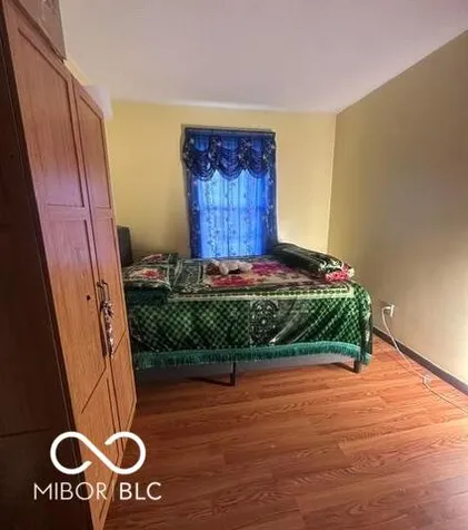 912 Brevard Drive Indianapolis IN 46217