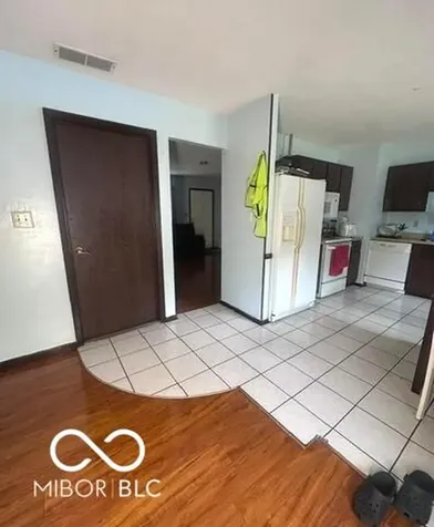 912 Brevard Drive Indianapolis IN 46217
