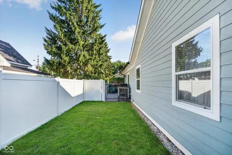 627 Hannibal Street Noblesville IN 46060