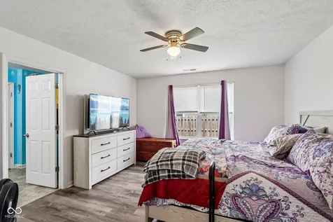 1393 W Limestone Way Fortville IN 46040