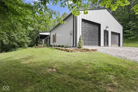 5540 E Washboard Road Bloomfield IN 47424