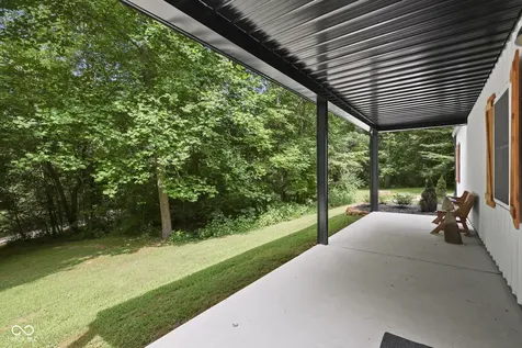 5540 E Washboard Road Bloomfield IN 47424
